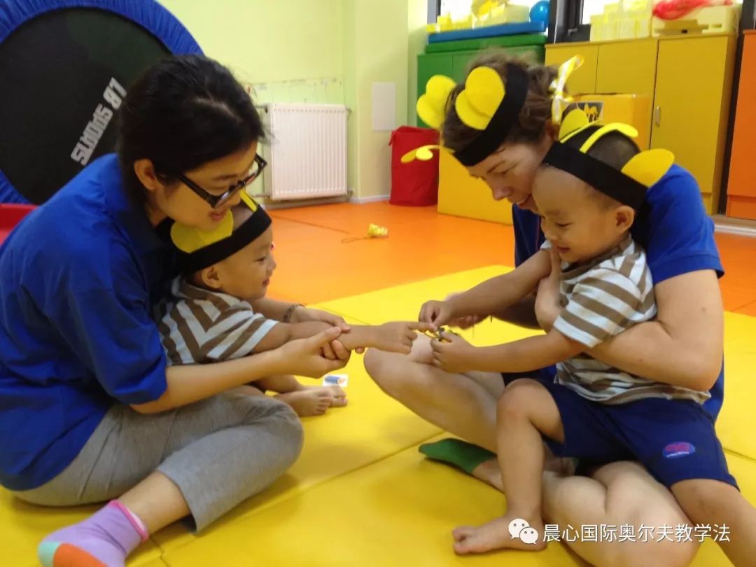 幼儿中班音乐游戏一元钱教案_幼儿音乐教案怎么写_如何写幼儿律动教案